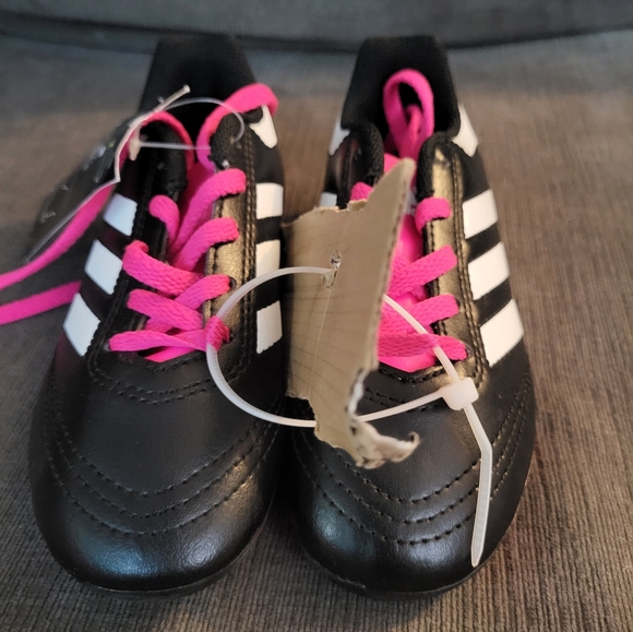 Adidas size 11K cleats NWT - Picture 1 of 3